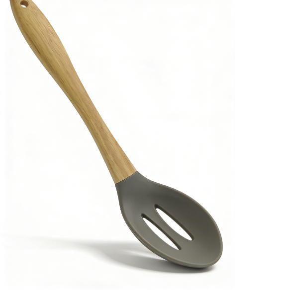 Made of food-grade silicone, this slotted spoon is non-toxic, BPA-free and odorless, keeping your food safe from harmful chemicals while cooking, draining and serving.